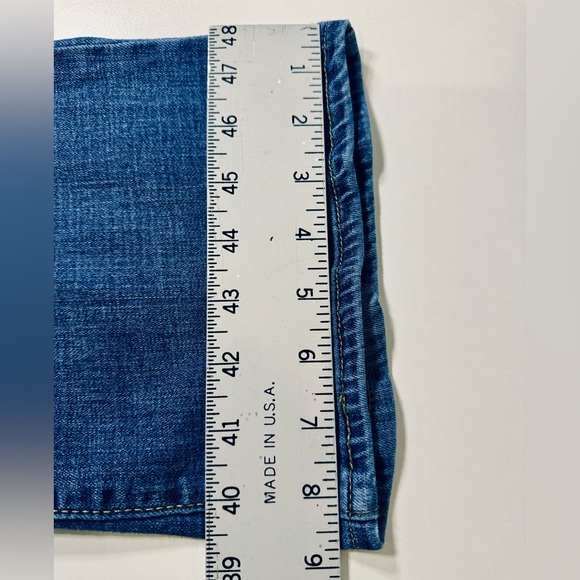 Levi’s Women’s Classic Bootcut Jeans SZ 32 Dark Blue Wash like new! - Picture 12 of 12